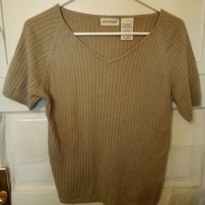 white stag shirt, short sleeve brown shirt